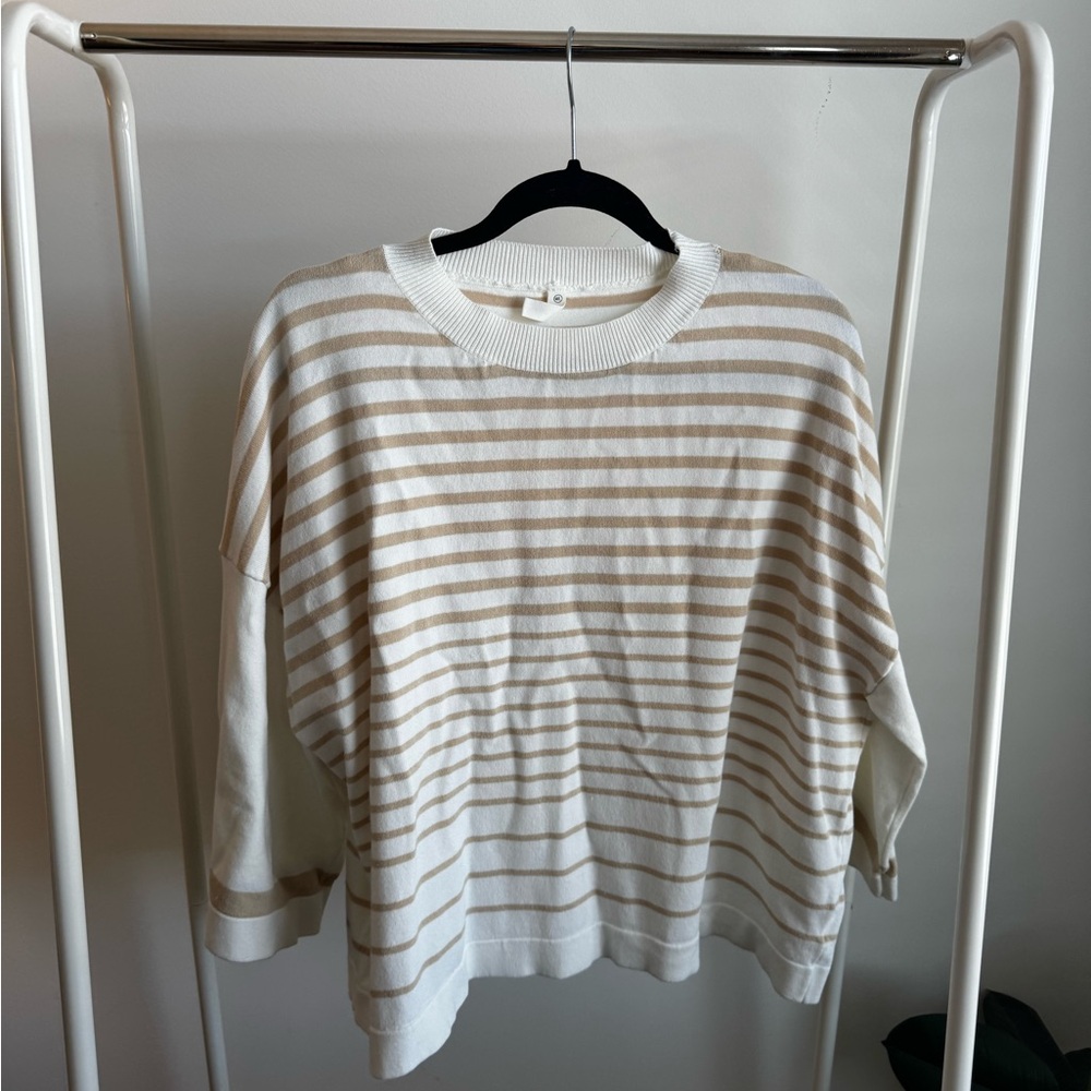Boxy Striped Tee M/L in Tan and White Stripes
